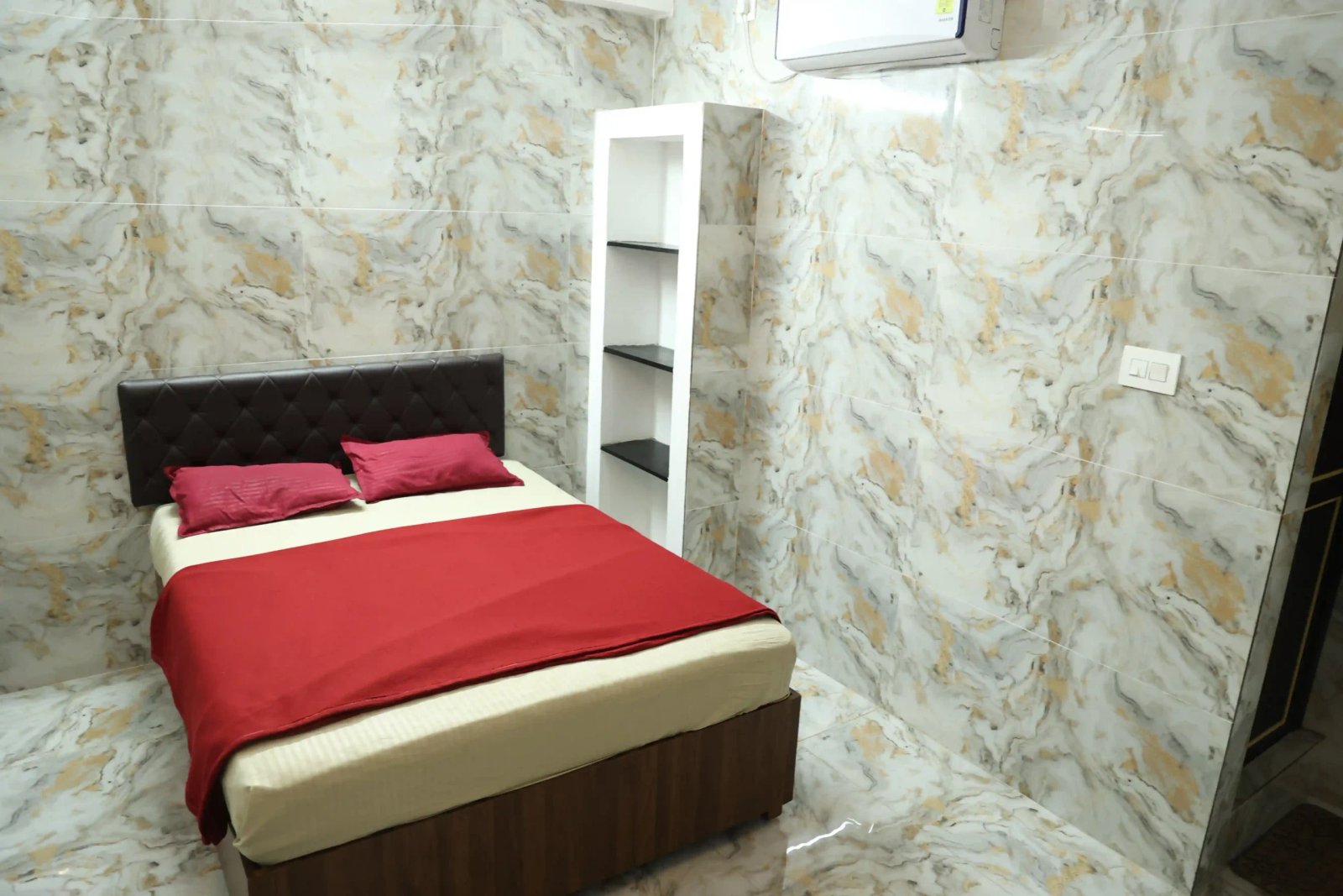 2 Guest Room